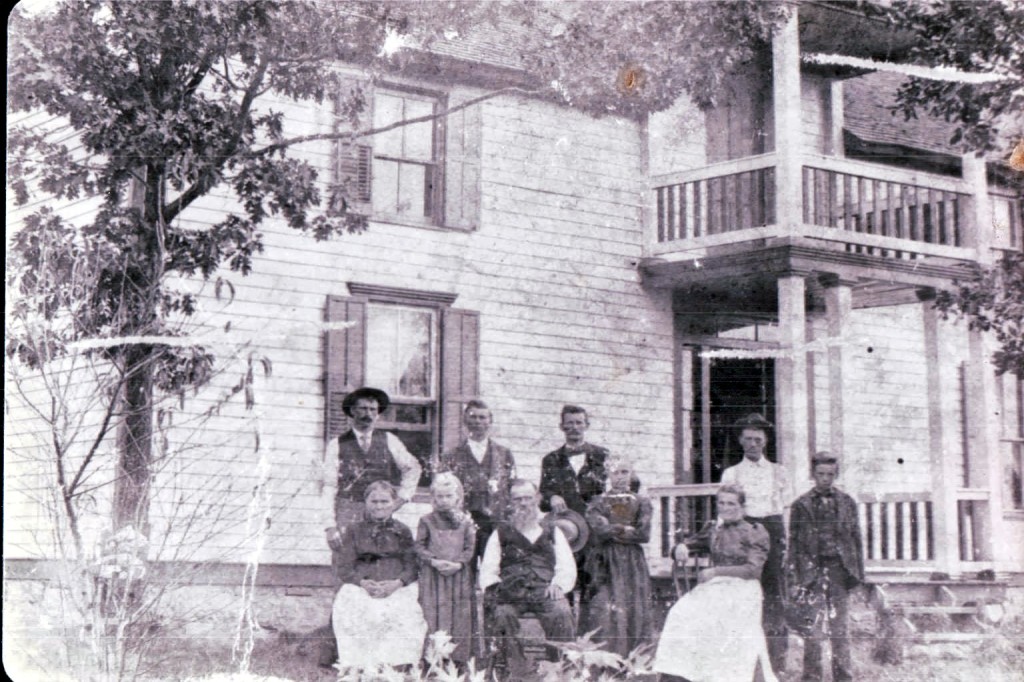 Emanuel William Ladman and family. This is the only known picture with Anna (Zeman) Ladman. Back row.
